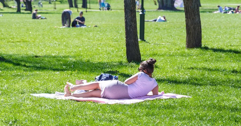 Quelle saison choisir pour camper en famille ?