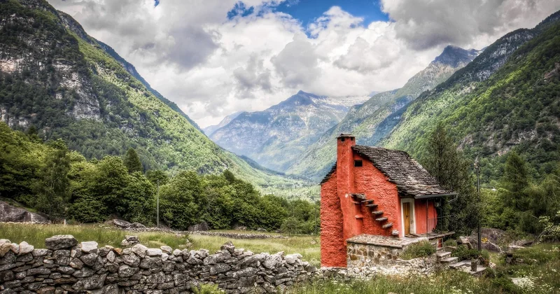 Où trouver des randonnées faciles dans les Alpes, massif par massif